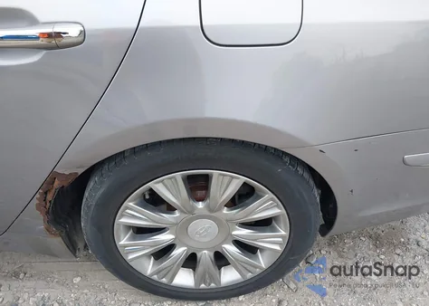 2009 Hyundai Genesis 3.8 из США, поврежденный, VIN KMHGC46E59U051351